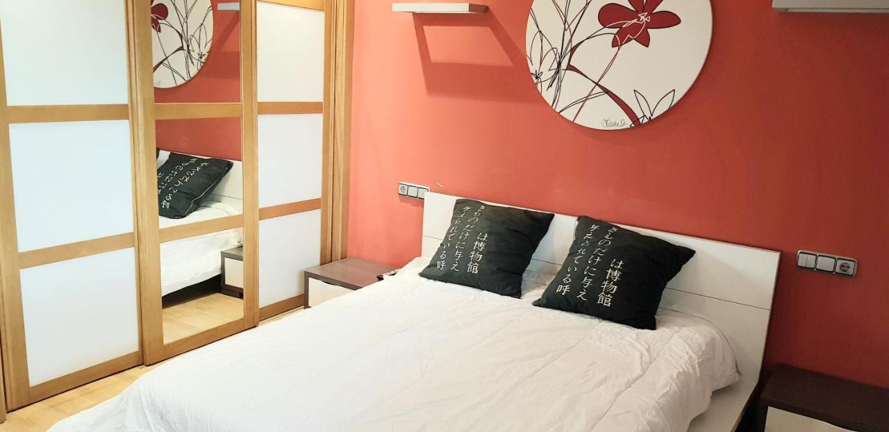 Appartamento Piso en Vigo 150m2 Hasta 7 huéspedes Esterno foto